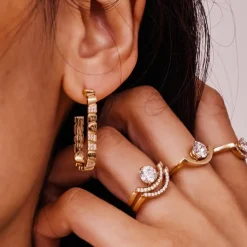 Bague Intrépide grand arc 1ct pavée