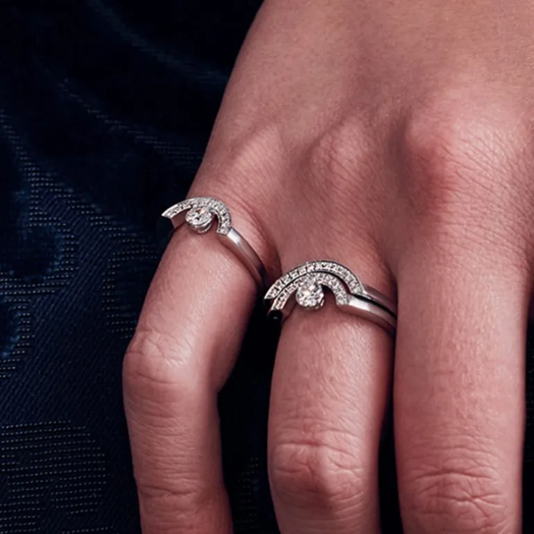Bague Intrépide petit arc 0.5ct pavée